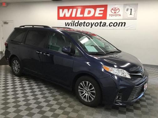 2018 Toyota Sienna SE