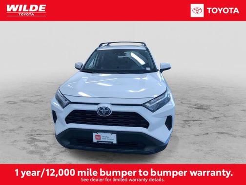 Ice 2023 Toyota RAV4 XLE