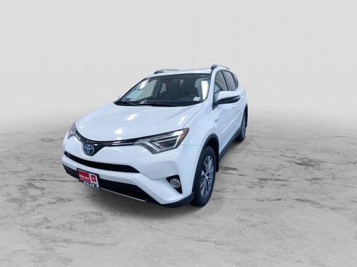 2017 Toyota RAV4 Hybrid XLE