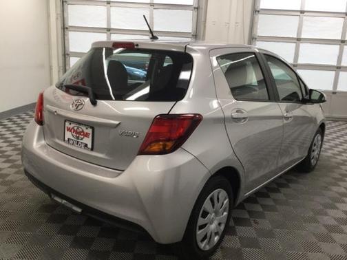 2017 Toyota Yaris L