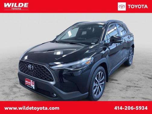 2025 Toyota Corolla Cross XLE