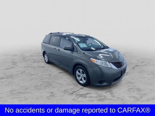 2012 Toyota Sienna LE