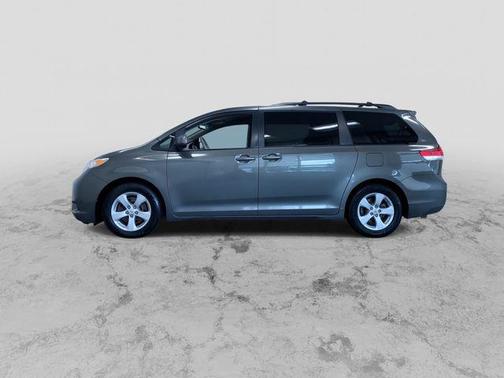 2012 Toyota Sienna LE