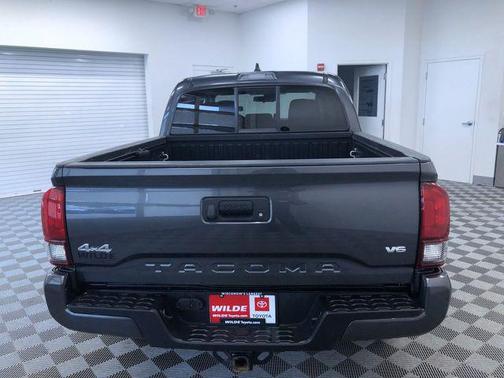 2022 Toyota Tacoma SR