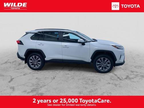 2025 Toyota RAV4 XLE Premium