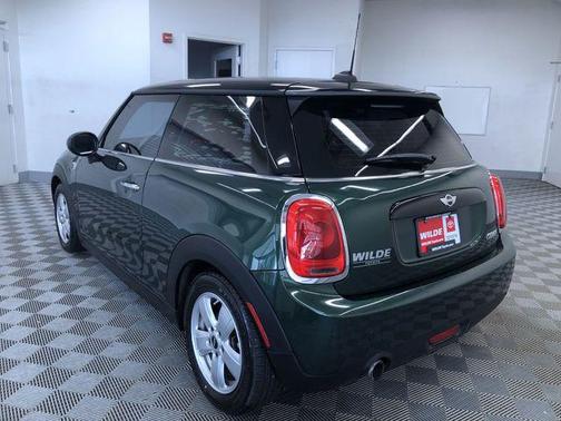 2016 MINI Hardtop Cooper