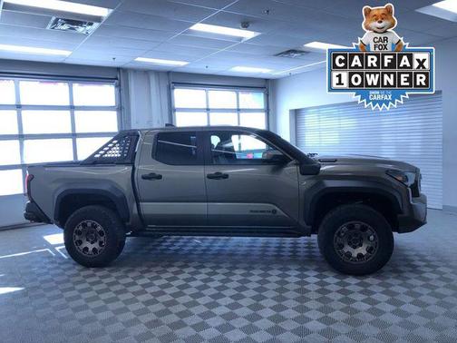 2025 Toyota Tacoma Hybrid Trailhunter