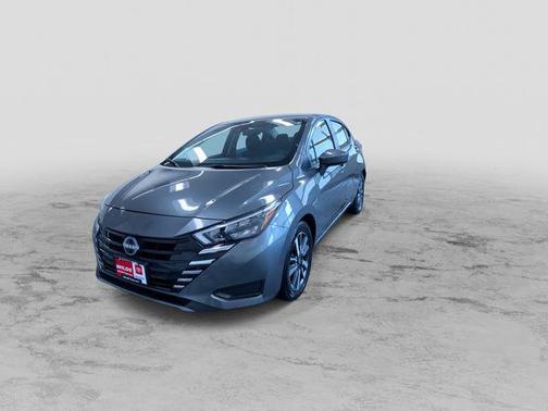 Gun Metallic 2025 Nissan Versa 1.6 SV