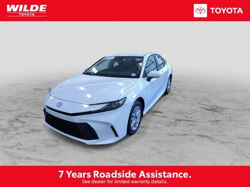 Ice 2026 Toyota Camry LE