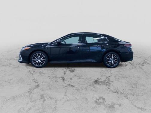 2022 Toyota Camry XLE