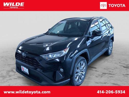 2020 Toyota RAV4 XLE Premium