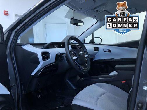 2016 Toyota Prius Two