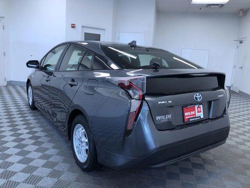 2016 Toyota Prius Two