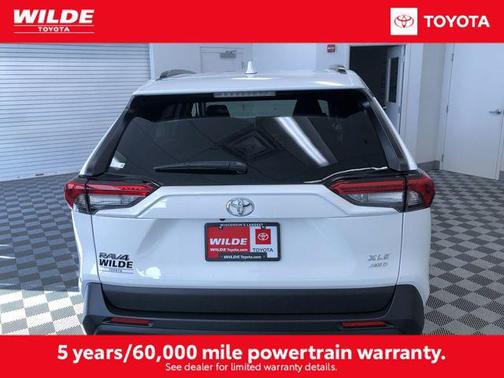 2025 Toyota RAV4 XLE