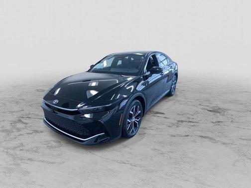 2024 Toyota Crown XLE