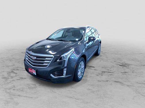 Dark Granite Metallic 2017 Cadillac XT5 Luxury