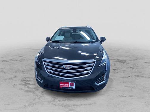 Dark Granite Metallic 2017 Cadillac XT5 Luxury