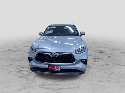 2024 Toyota Highlander Platinum