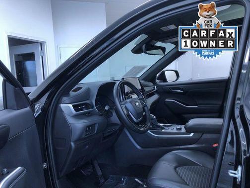 2025 Toyota Highlander XSE