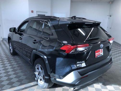 2024 Toyota RAV4 Hybrid XLE