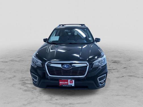 Crystal Black Silica 2020 Subaru Forester Limited