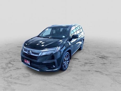 2020 Honda Pilot Touring 8-Passenger