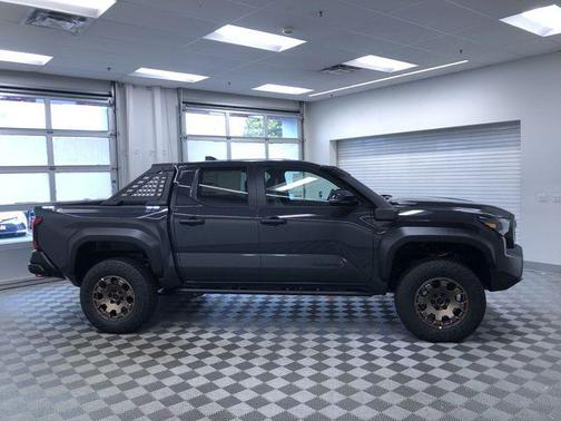 2025 Toyota Tacoma Hybrid Trailhunter