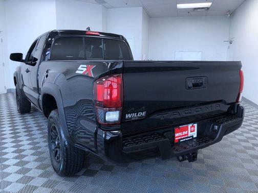 2022 Toyota Tacoma SR