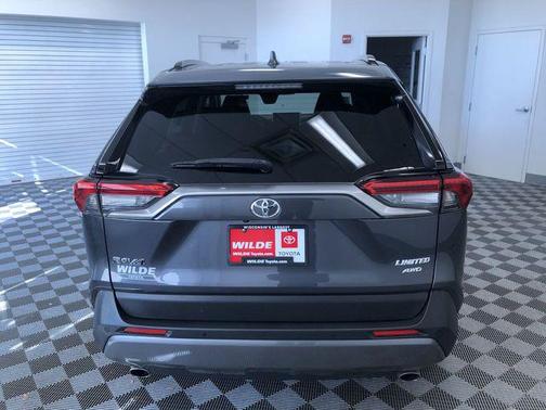 2021 Toyota RAV4 Limited