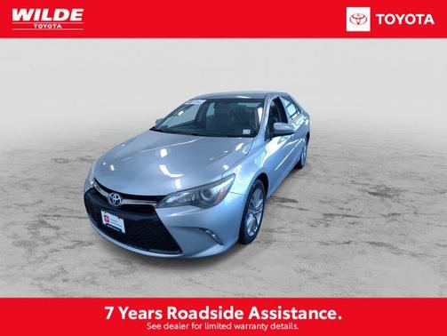 Celestial Silver Metallic 2016 Toyota Camry SE