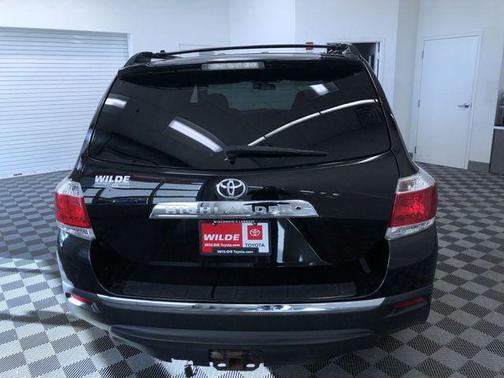 2013 Toyota Highlander SE