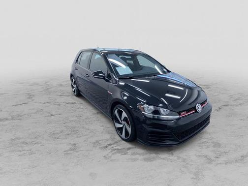 2021 Volkswagen Golf GTI 2.0T SE DSG