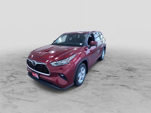 2020 Toyota Highlander LE
