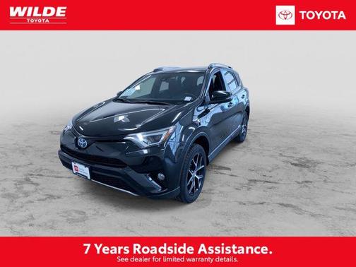 2017 Toyota RAV4 Hybrid SE