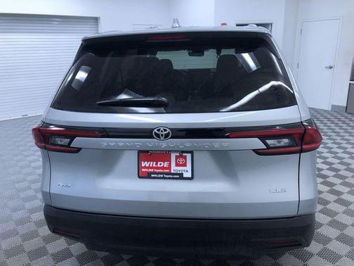 2025 Toyota Grand Highlander XLE