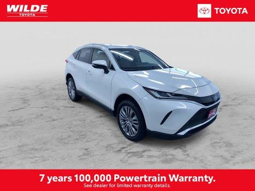 Blizzard Pearl 2022 Toyota Venza XLE