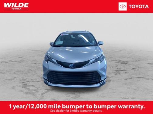 2024 Toyota Sienna XLE