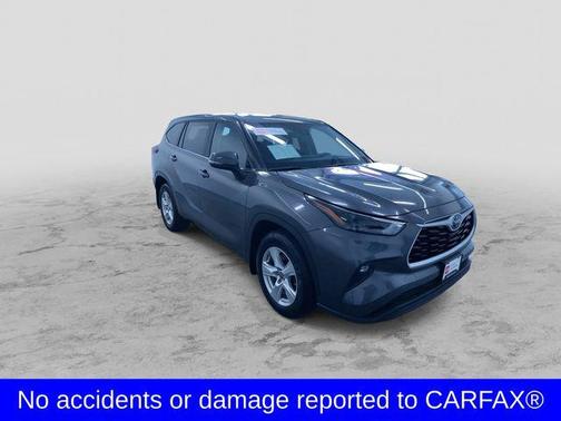 2024 Toyota Highlander LE I4