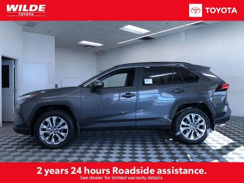 2025 Toyota RAV4 XLE Premium