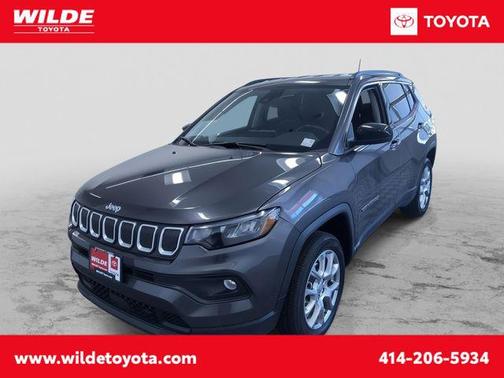 2022 Jeep Compass Latitude Lux