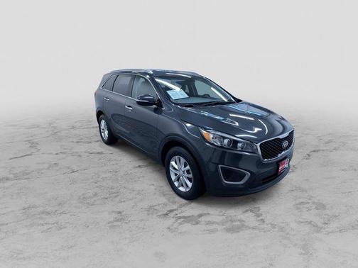 Platinum Graphite 2016 Kia Sorento LX