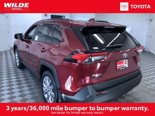 2025 Toyota RAV4 XLE Premium