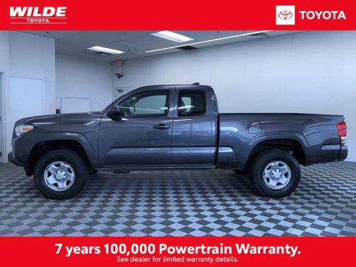 2017 Toyota Tacoma SR