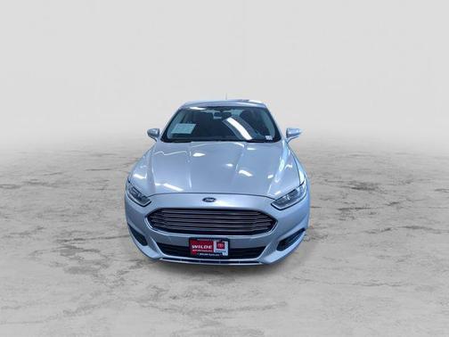 Ingot Silver 2013 Ford Fusion SE
