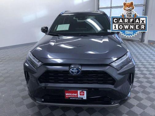 2022 Toyota RAV4 Hybrid SE