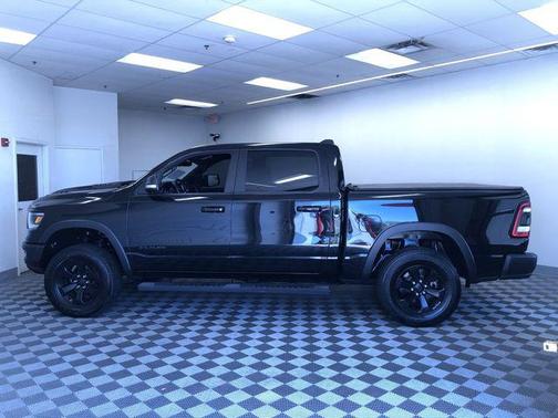 Diamond Black Crystal Pearlcoat 2020 RAM 1500 Rebel