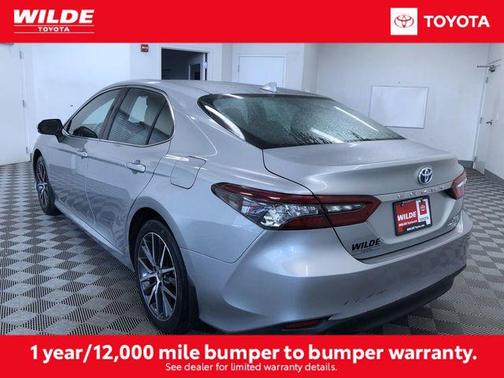 2023 Toyota Camry Hybrid XLE