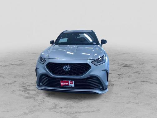 2025 Toyota Highlander XSE