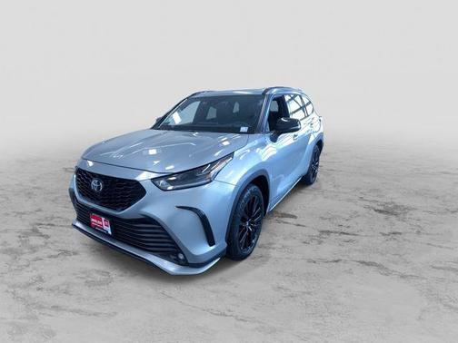 2025 Toyota Highlander XSE