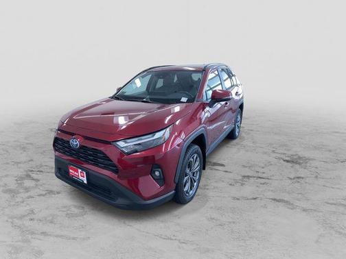 2022 Toyota RAV4 Hybrid XLE Premium